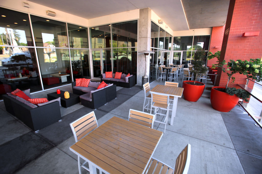 HOTEL RED 2-09092014144056 (copy)